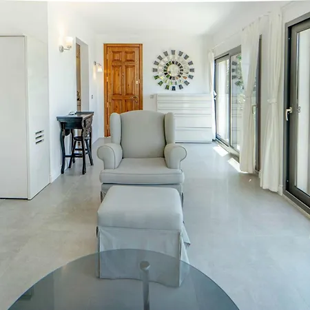 Villa Sea View Flat With Terrace 3 Min To Beach